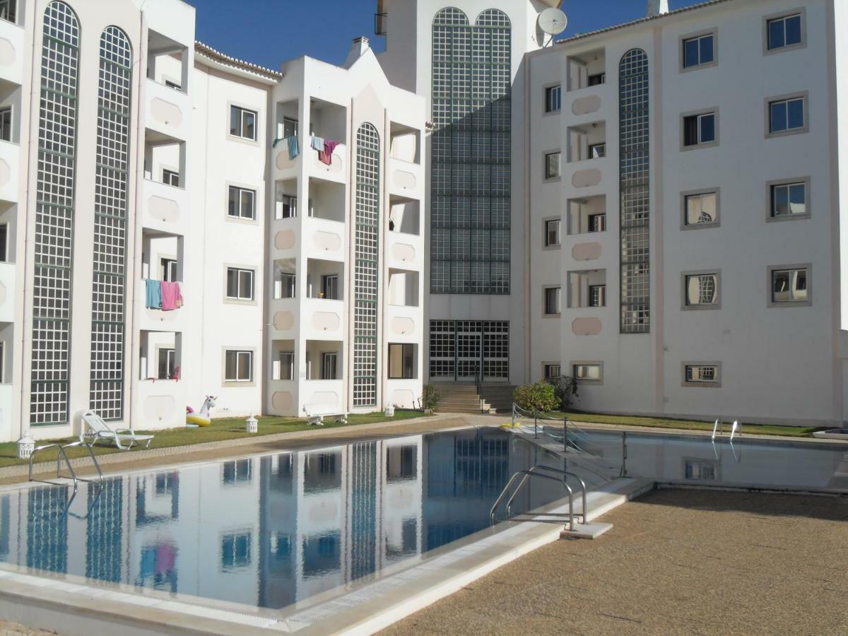 Vau Sea View, T2 Apartment, Close To Beach,Ideal For Families Portimão Buitenkant foto
